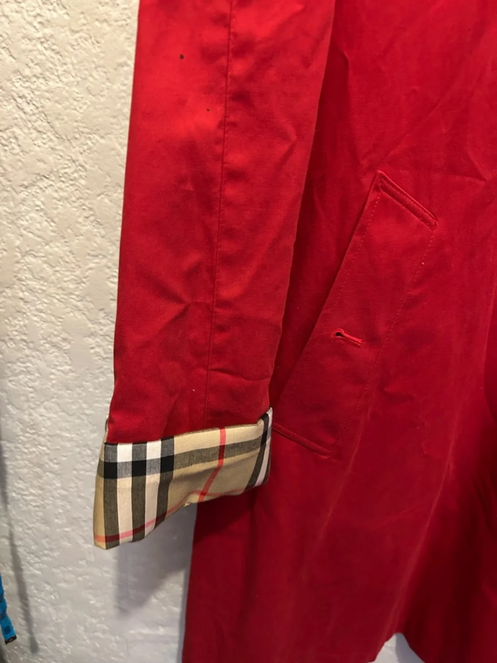 Burberry Red Trench Coat with Signature Check Cuff - Picture 4 of 6